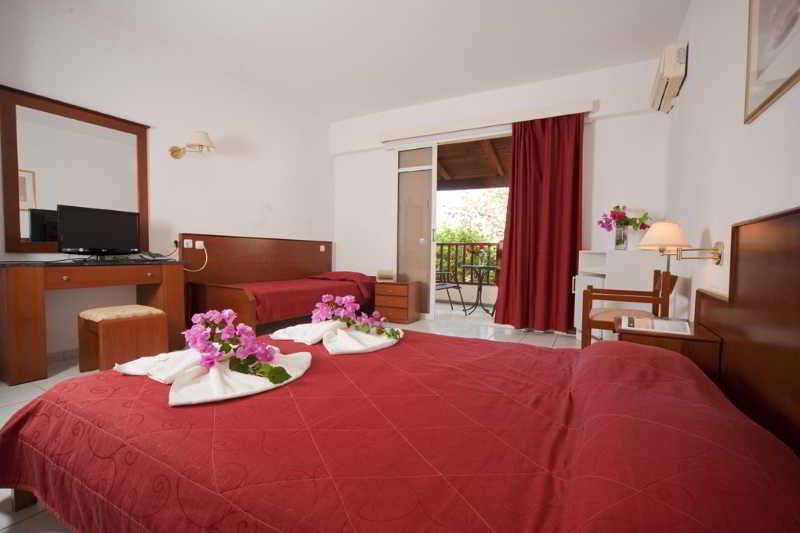 Maravel Land Hotel Rethymno  Exterior photo