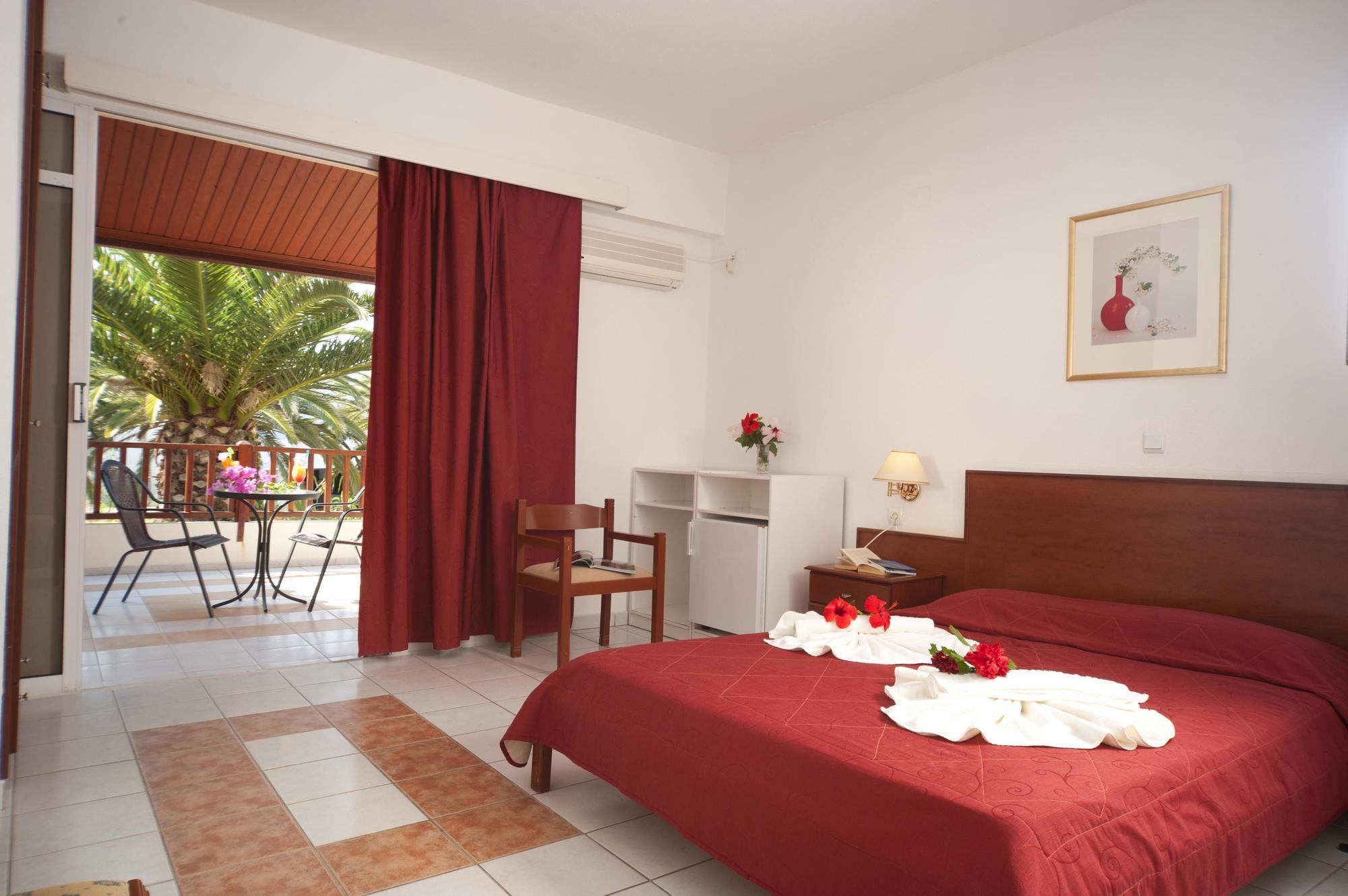 Maravel Land Hotel Rethymno  Exterior photo